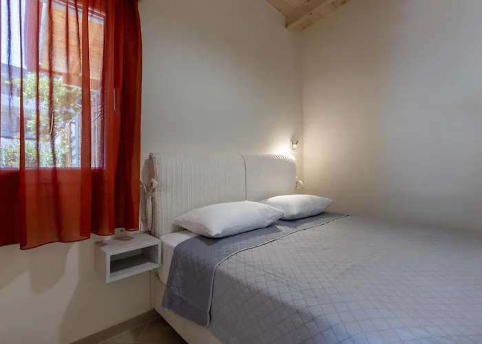 Messinian Monte E Mare *