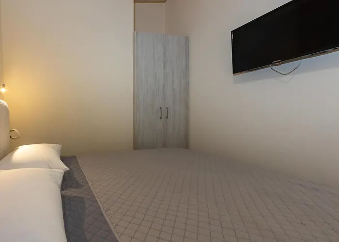 Messinian Monte E Mare