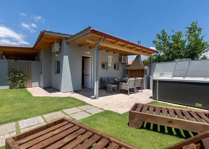 Messinian Monte E Mare *